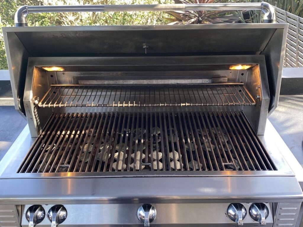 Built-in grill after service